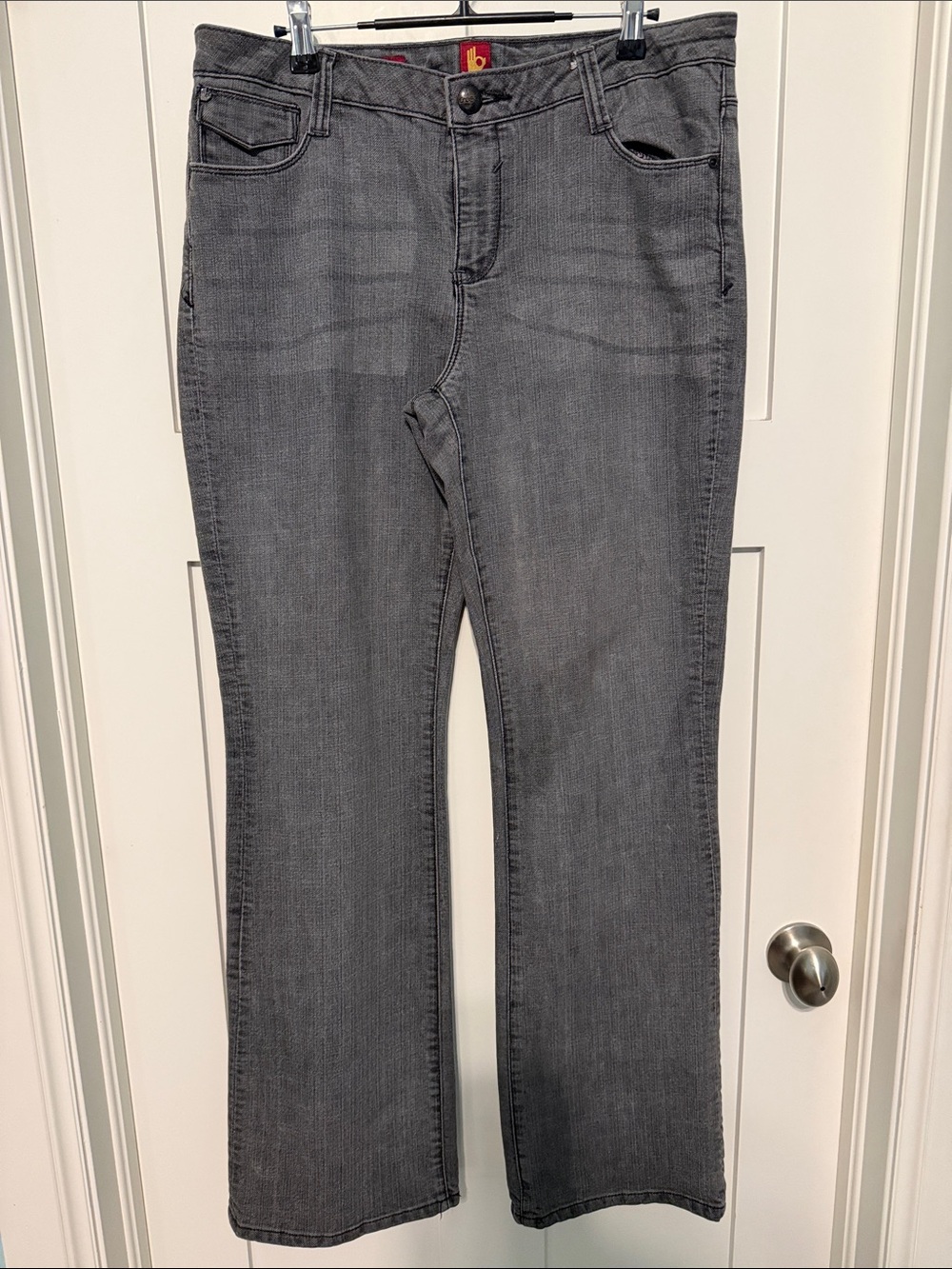 Vintage Y2K Sasson Jeans Women's Gray Bootcut Jeans with Embellished Pockets